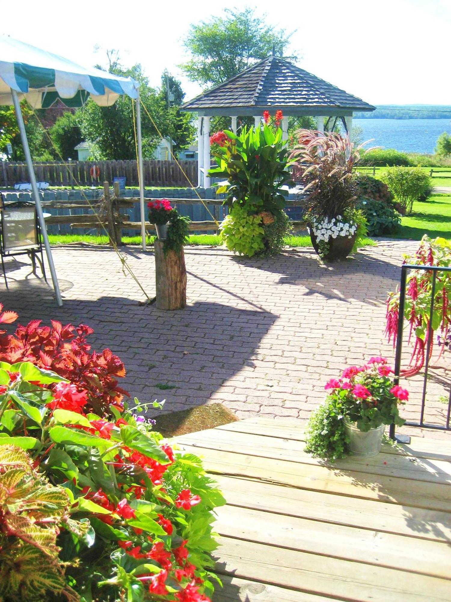 Highlands Four Season Resort Calabogie Exterior foto