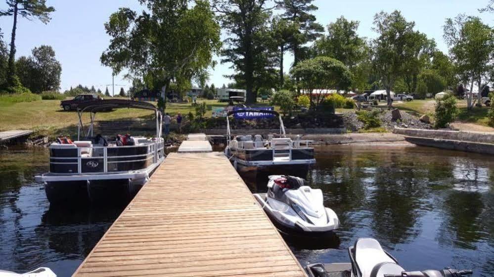 Highlands Four Season Resort Calabogie Exterior foto